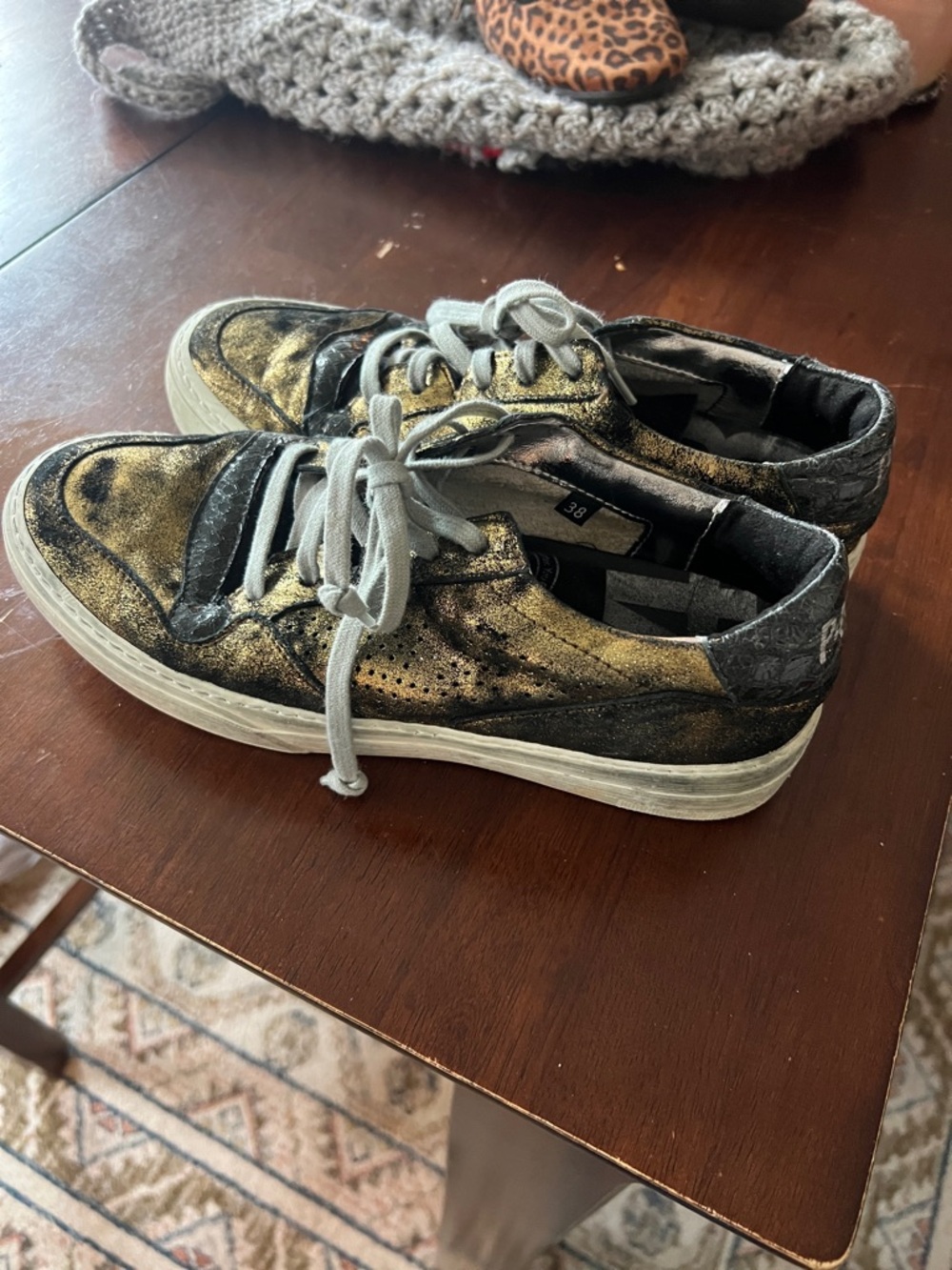 P448 Metallic Gold & Black Low-Top Sneakers
